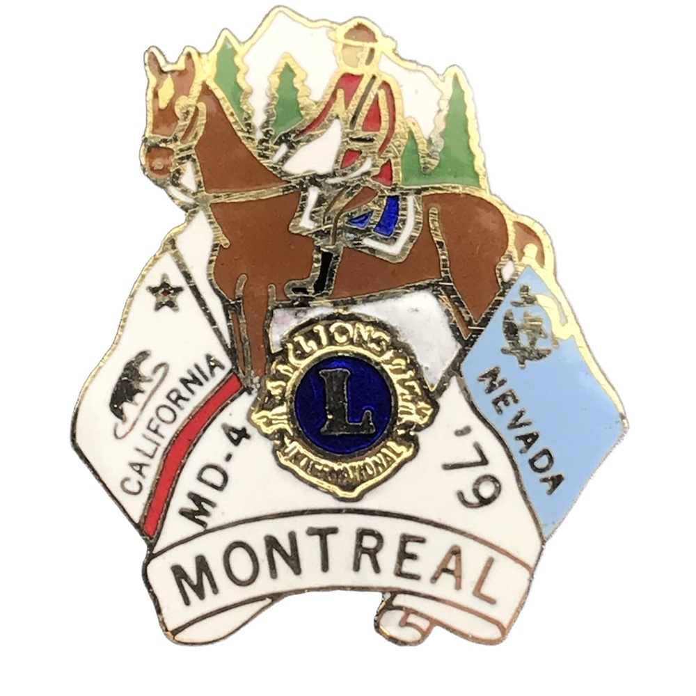 California Montreal Lions Club Canadian Mounted Police 1979 Vintage 70s Flags
